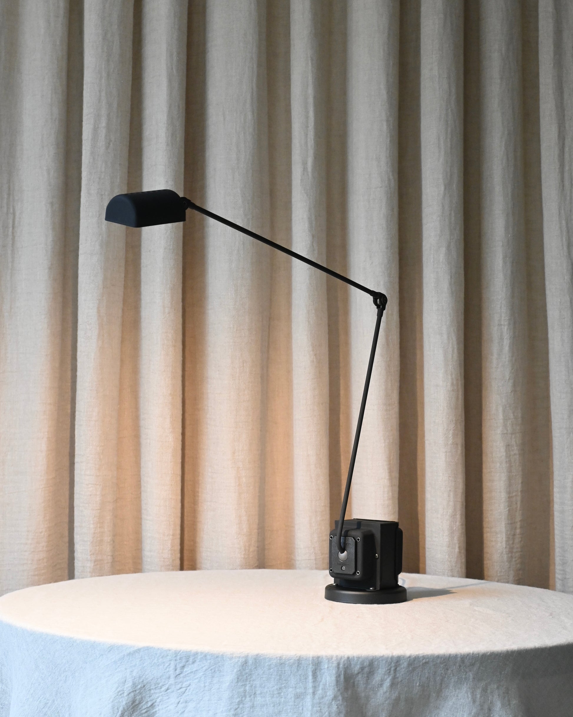 Lampara de mesa - Dalphine Tavolo Led 2700ºK Nero Softouch