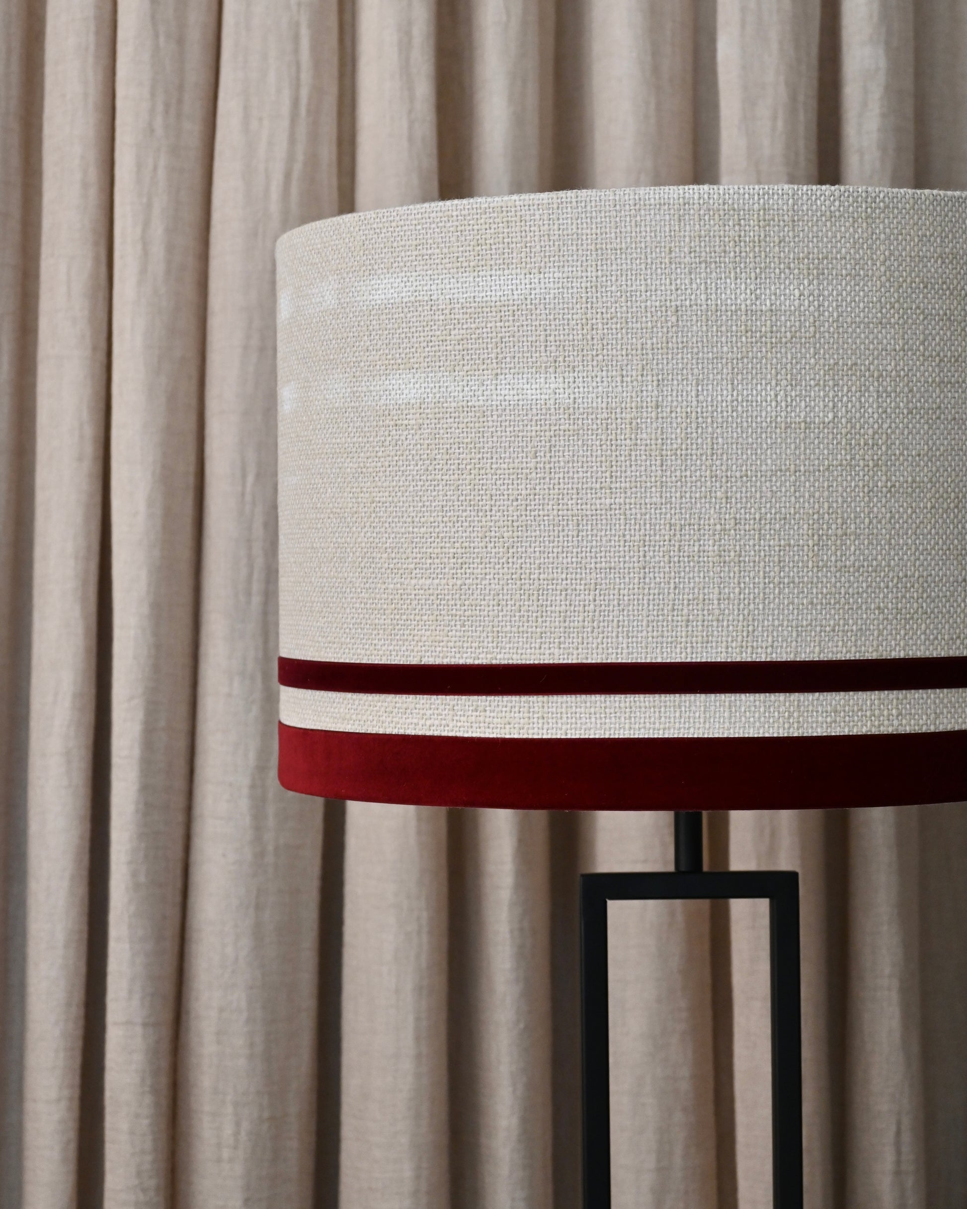 Base lampara de pie hierro negro 145cm h