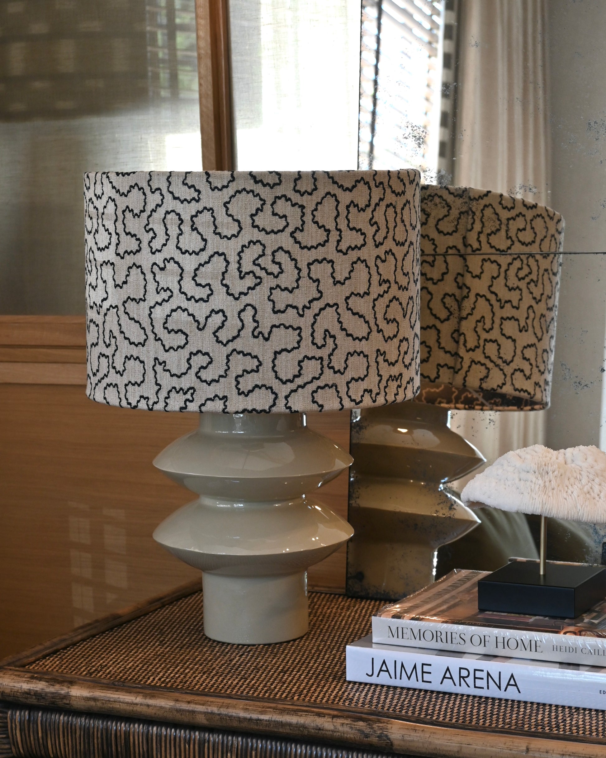 Base lampara totem crema brillo