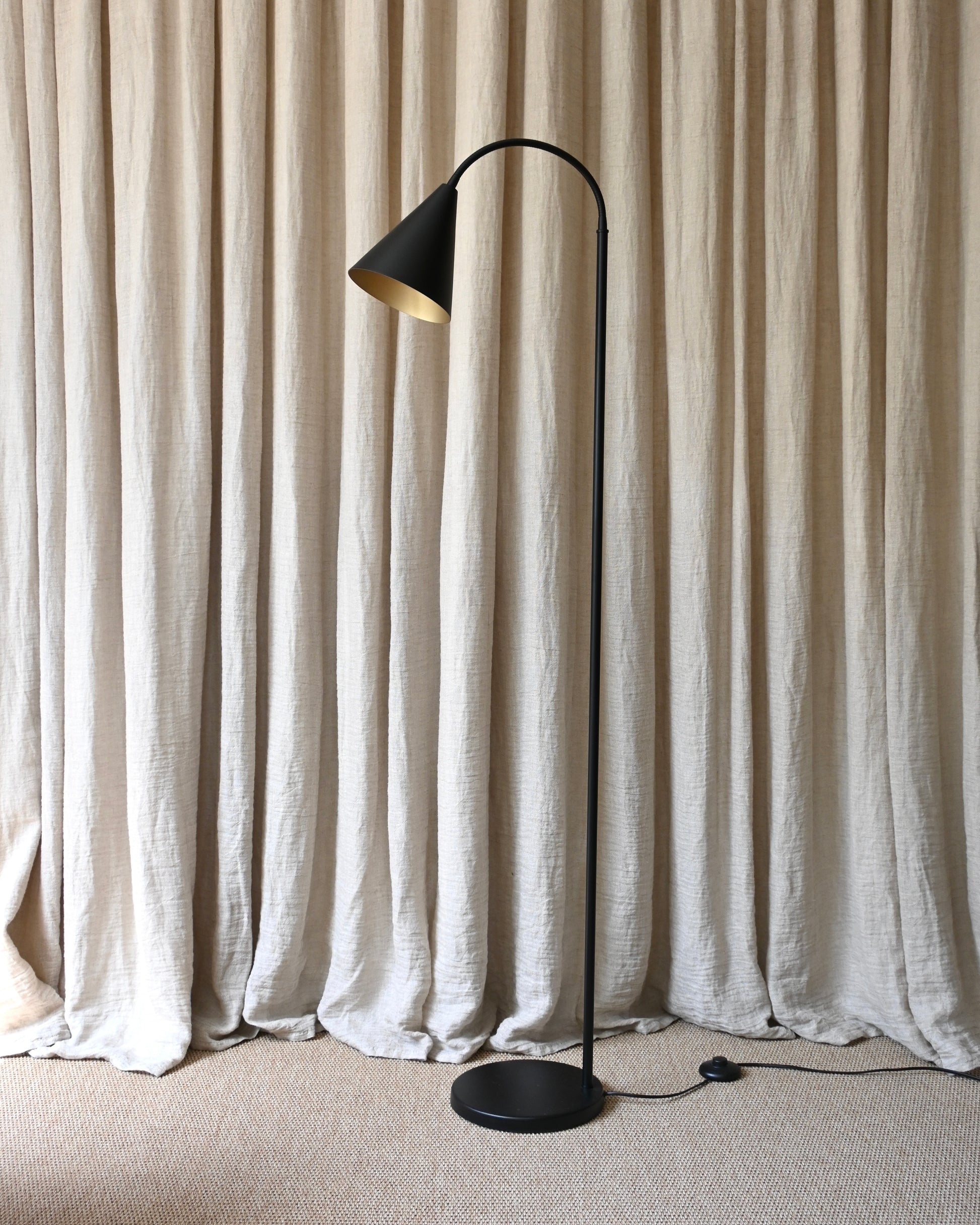 Lampara de pie Belagua