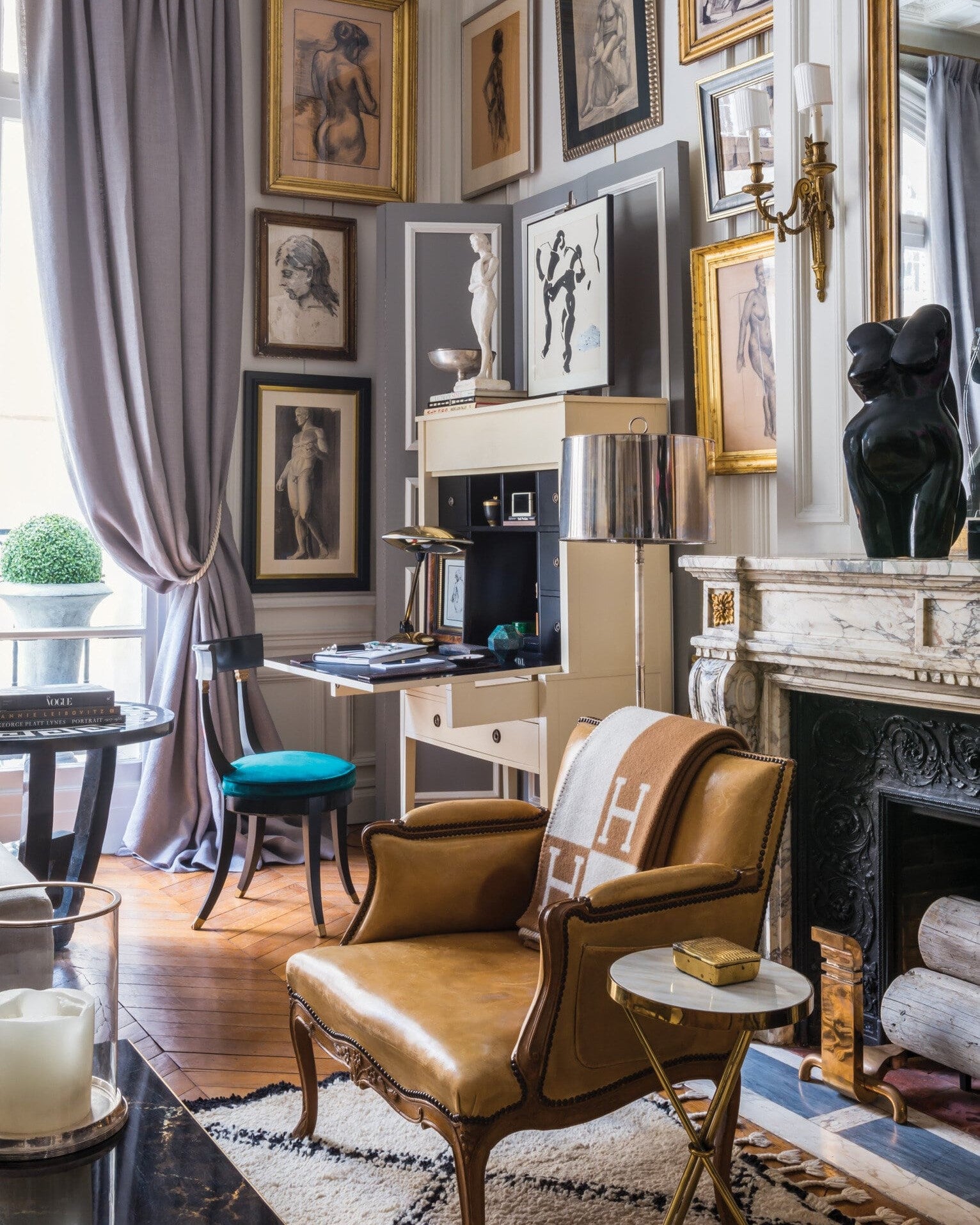 LIBRO - Parisian by Design : Interiors by David Jimenez