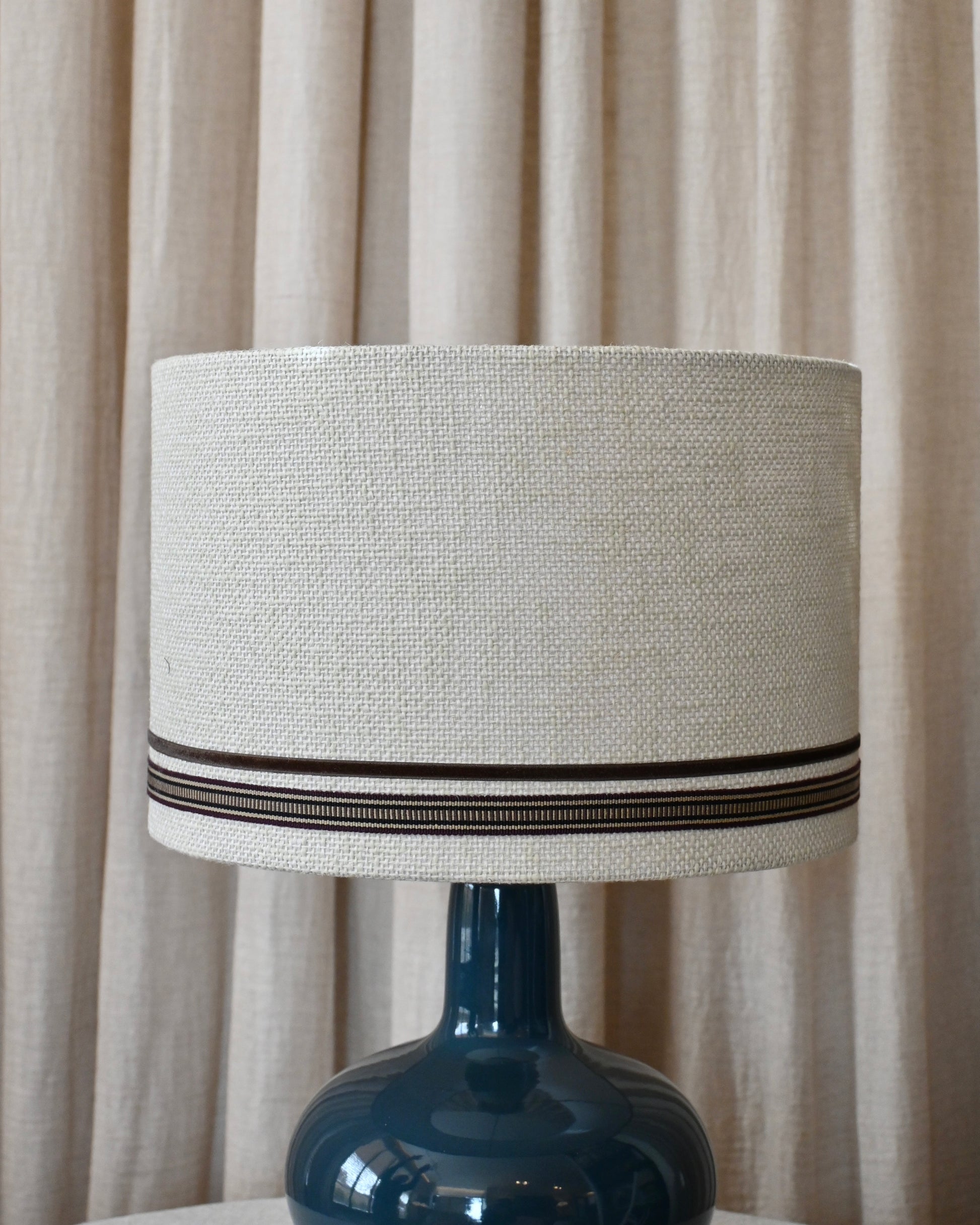 Pantalla saco hielo con doble pasamanería 35Ø x 23h cm