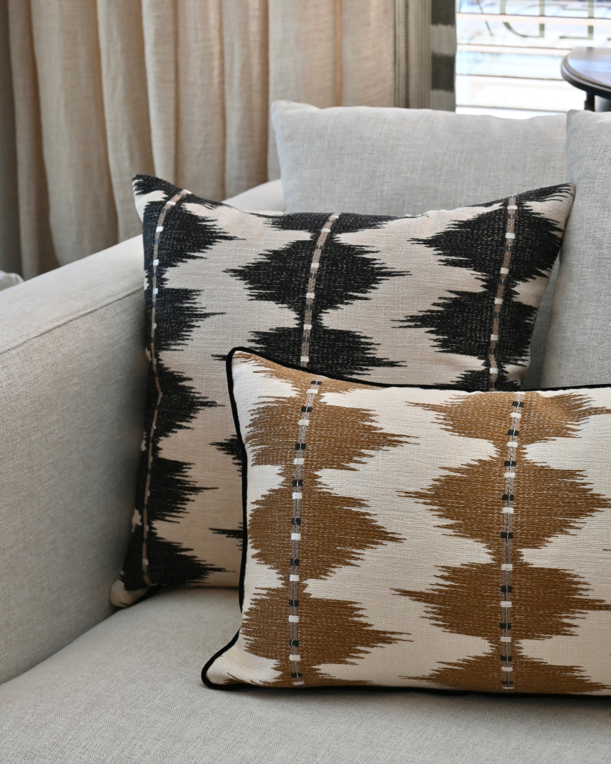 Almohadón Myrthus caramelo