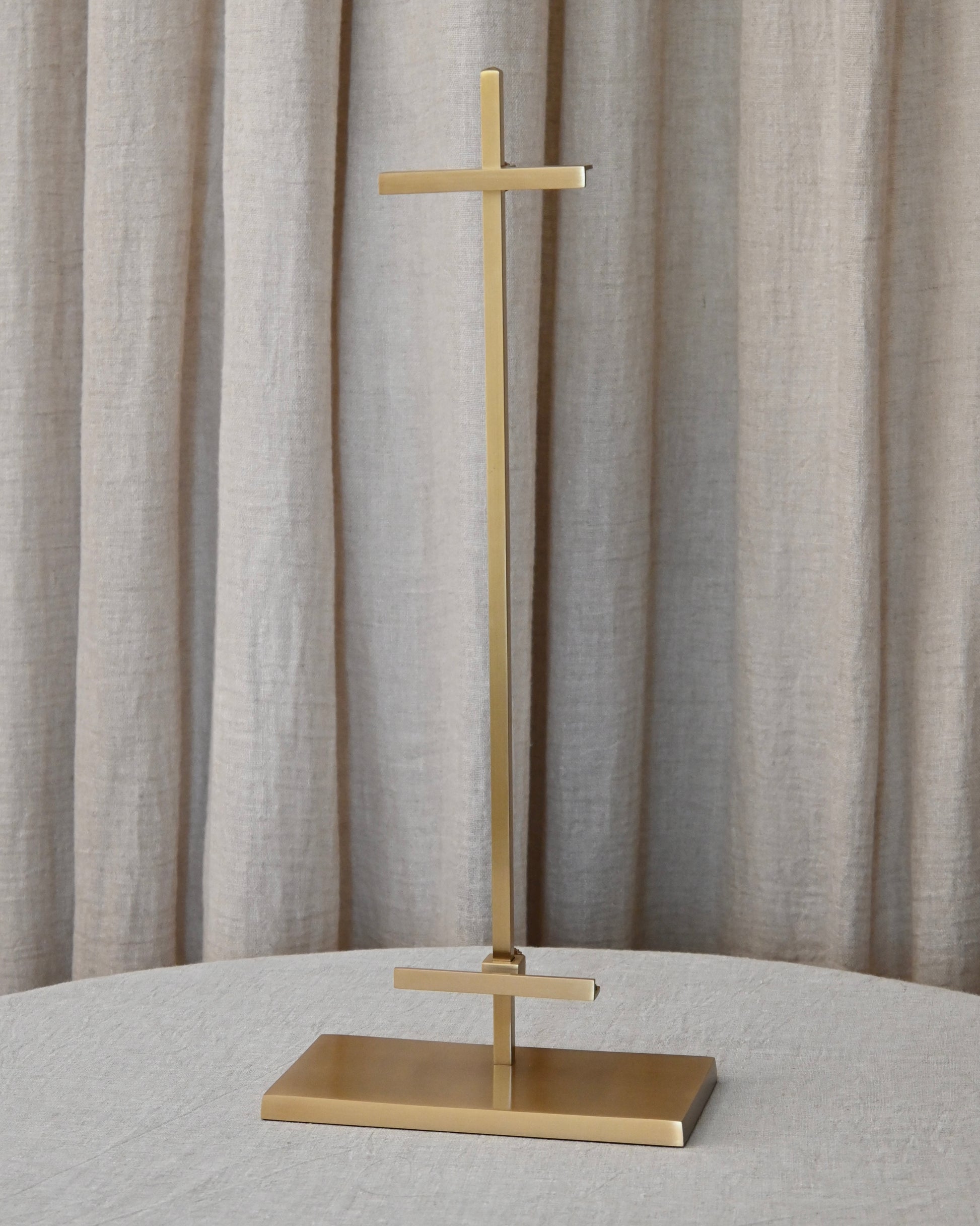 Portacuadros de latón dorado