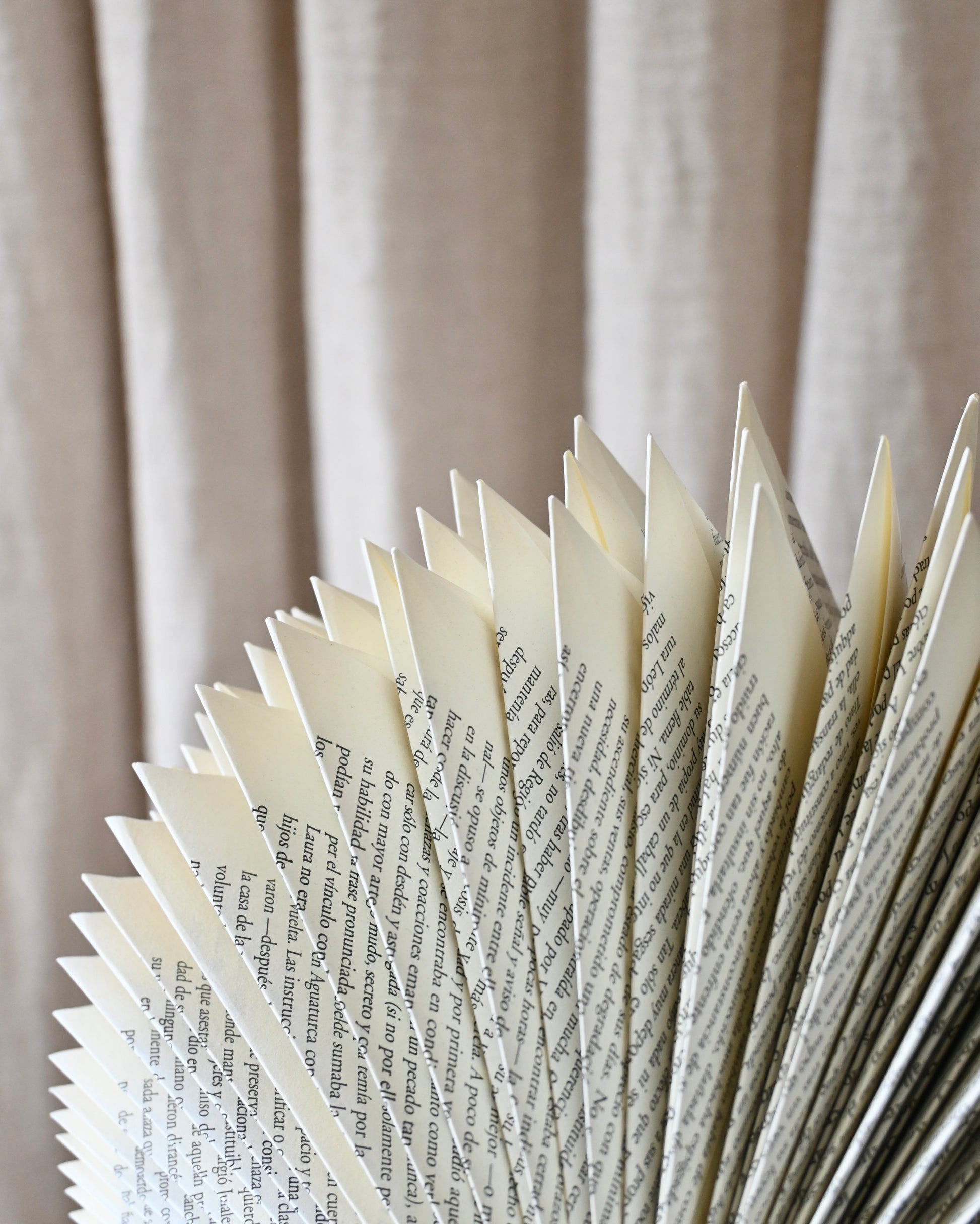 Escultura Libro