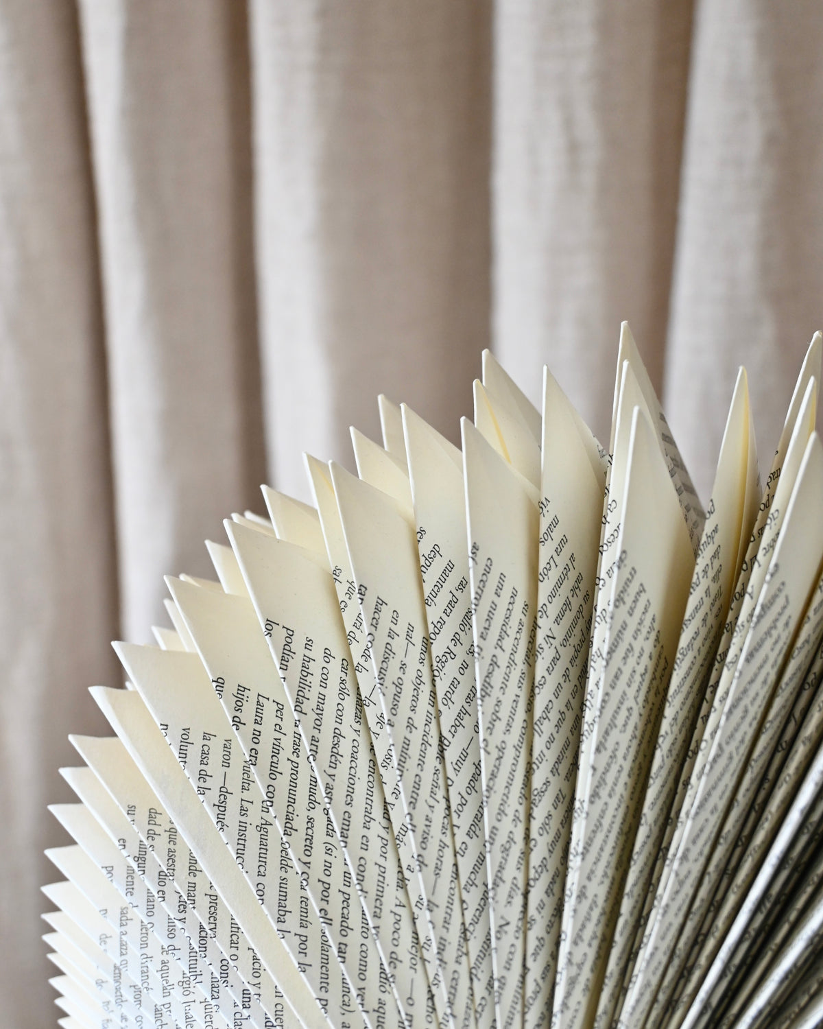 Escultura Libro